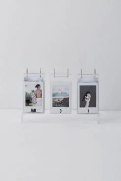 Promo π Instax Acrylic Flip Calendar Clear β€οΈ