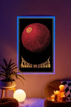 Outlet ❤️ Peace On Earth Blacklight Poster Multi ✔️